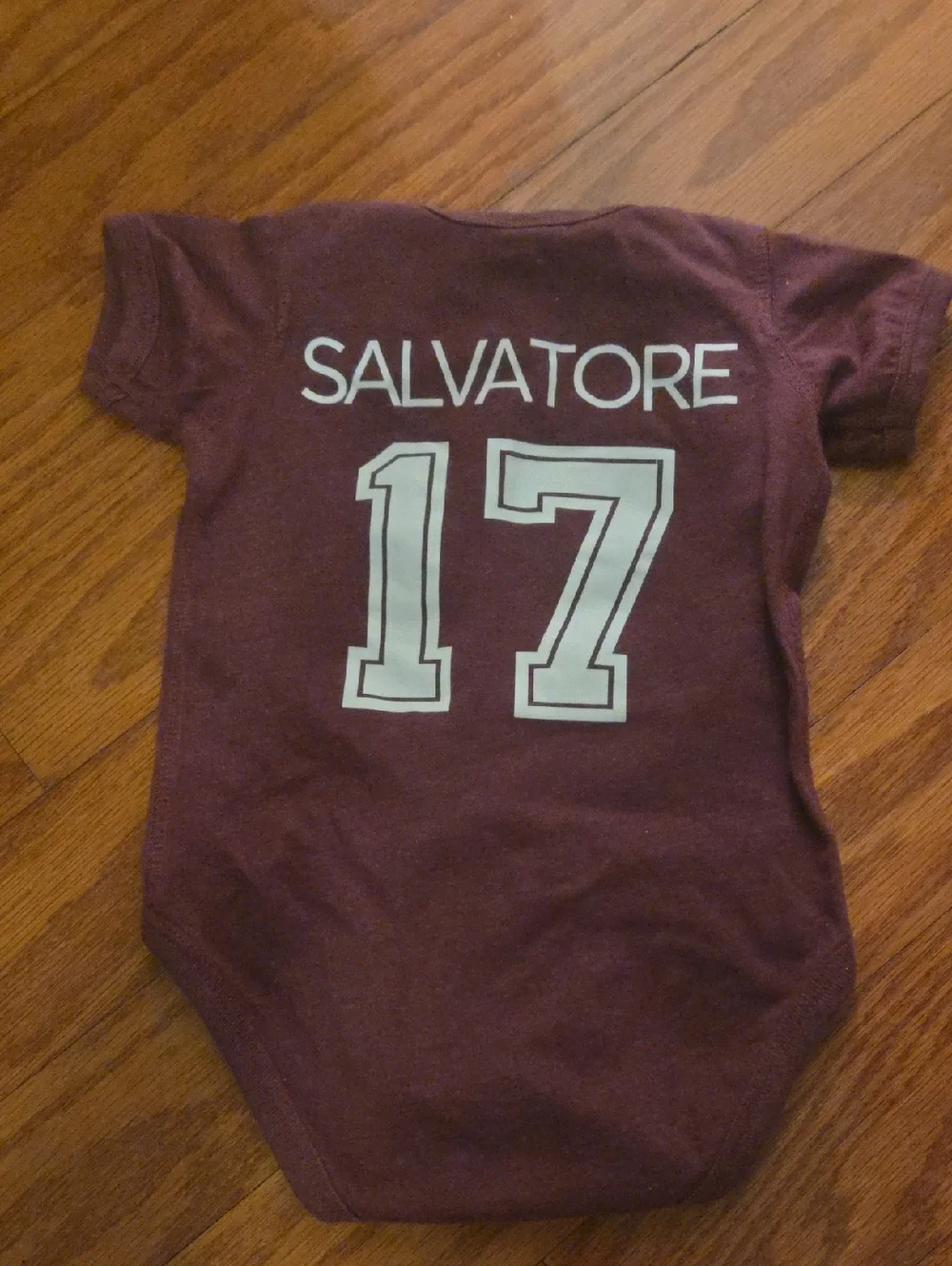 SALVATORE 17 Baby Bodysuit Vampire Diaries - Picture 1 of 4